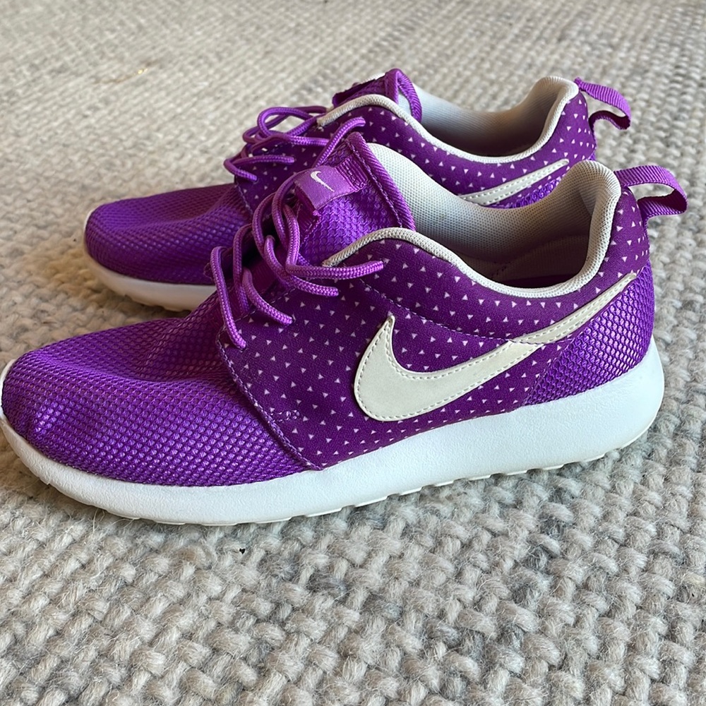 Purple Nike Roshe - sz 7